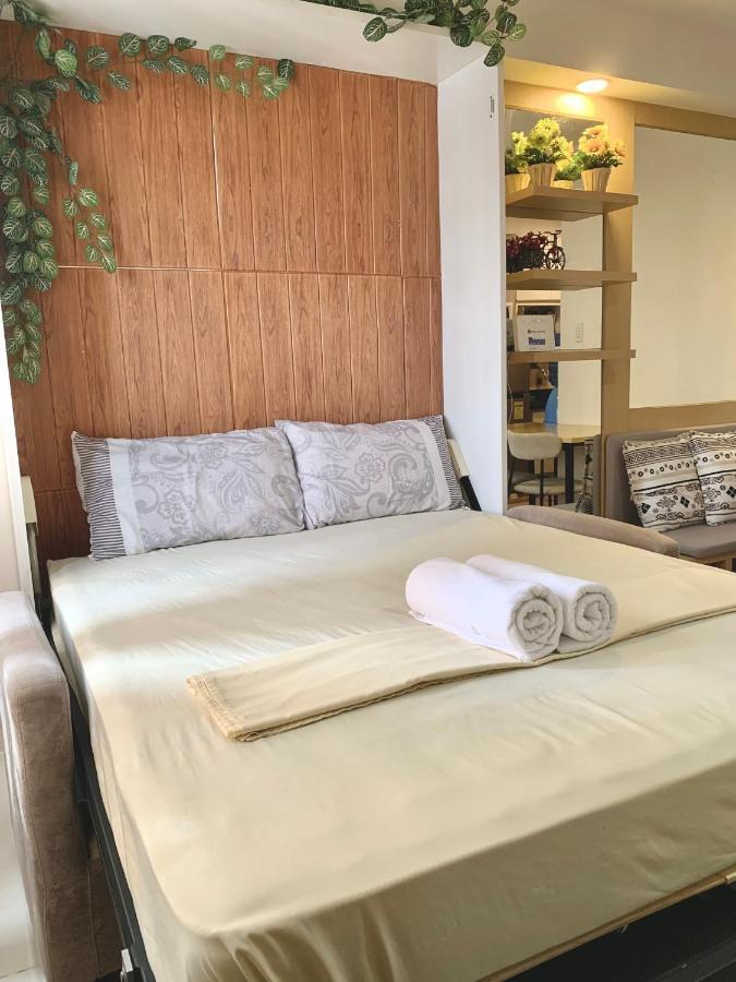 The Persimmon Studios Near Ayala And Sm City Cebu Eksteriør billede